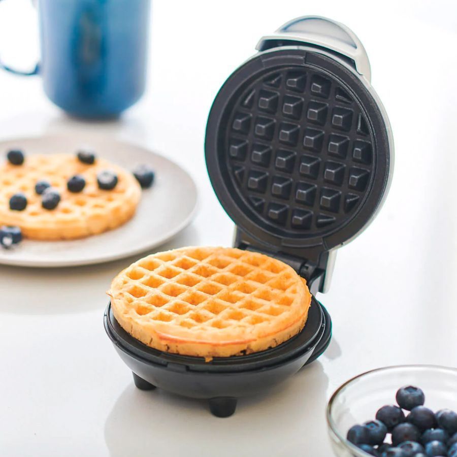 Mini Waffle Maker3.jpg