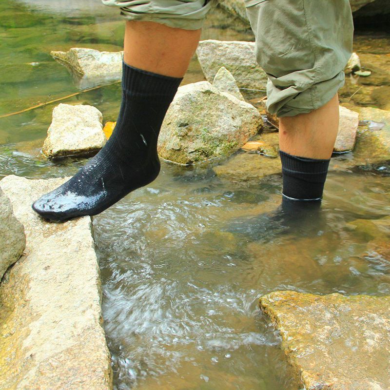 Waterproof socks4.jpg